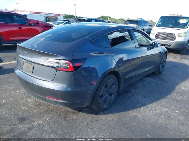 46303264 :رقم المزاد ، 5YJ3E1EA2NF331516 vin ، 2022 Tesla Model 3 Rear-wheel Drive مزاد بيع