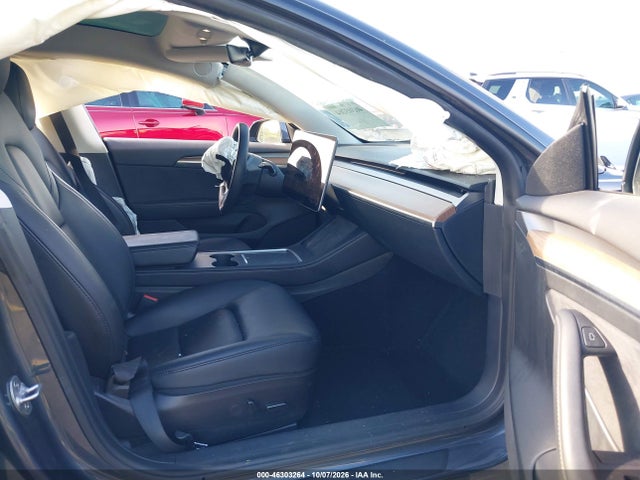 46303264 :رقم المزاد ، 5YJ3E1EA2NF331516 vin ، 2022 Tesla Model 3 Rear-wheel Drive مزاد بيع