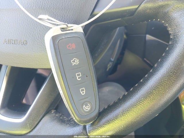 Продажа на аукционе авто 2019 Ford Escape Se, vin: 1FMCU9GD6KUB09648, номер лота: 46303342