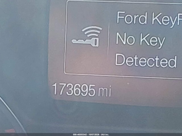 Продажа на аукционе авто 2019 Ford Escape Se, vin: 1FMCU9GD6KUB09648, номер лота: 46303342