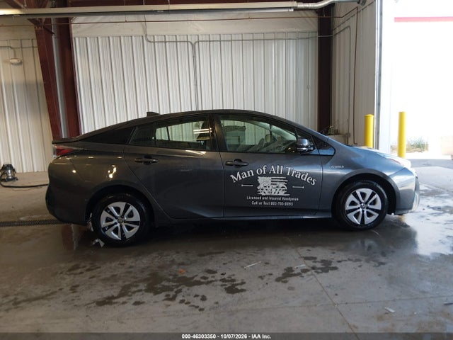 Продаж на аукціоні авто 2017 Toyota Prius Three, vin: JTDKARFU0H3042747, номер лоту: 46303350