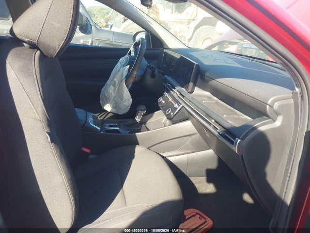 2026 Hyundai Tucson Sel მანქანა იყიდება აუქციონზე, vin: 5NMJB3DE1TH640583, აუქციონის ნომერი: 46303396