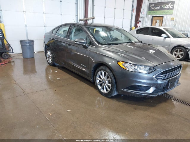 Продажа на аукционе авто 2017 Ford Fusion Hybrid Se, vin: 3FA6P0LUXHR287000, номер лота: 46303495