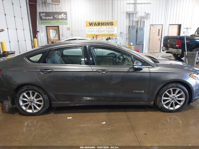 Продажа на аукционе авто 2017 Ford Fusion Hybrid Se, vin: 3FA6P0LUXHR287000, номер лота: 46303495