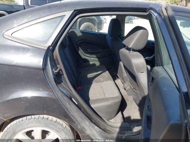 2013 Ford Fiesta Se მანქანა იყიდება აუქციონზე, vin: 3FADP4BJ2DM173263, აუქციონის ნომერი: 46303509