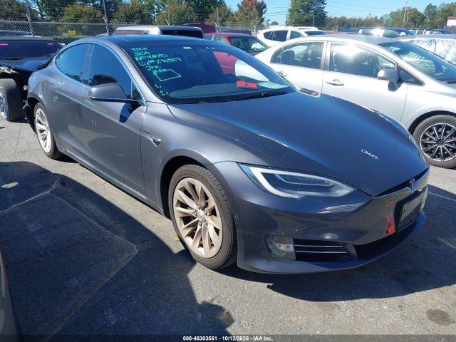 Продаж на аукціоні авто 2018 Tesla Model S 100d/75d/p100d, vin: 5YJSA1E27JF291329, номер лоту: 46303561