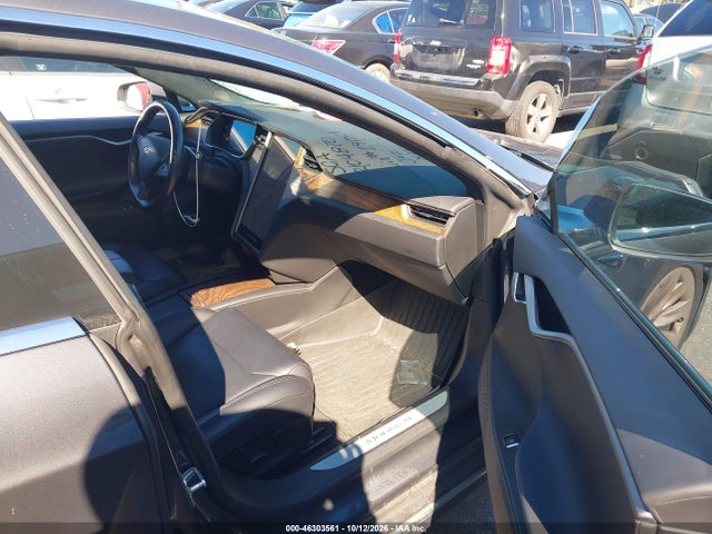 2018 Tesla Model S 100d/75d/p100d მანქანა იყიდება აუქციონზე, vin: 5YJSA1E27JF291329, აუქციონის ნომერი: 46303561