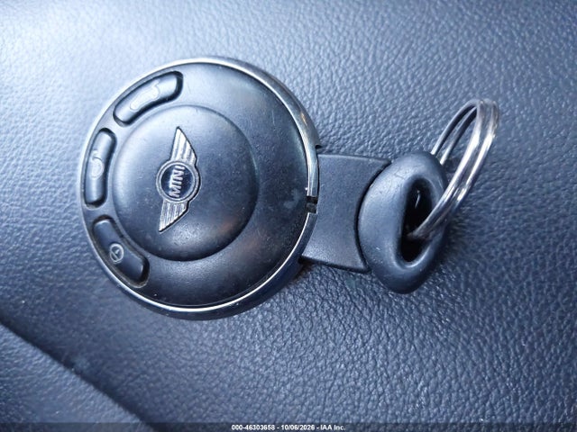 46303658 :رقم المزاد ، WMWSU3C57DT687372 vin ، 2013 Mini Hardtop Cooper مزاد بيع