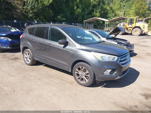 46303770 :رقم المزاد ، 1FMCU9GD7HUA37044 vin ، 2017 Ford Escape Se مزاد بيع
