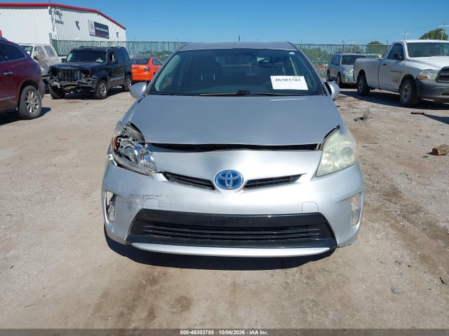 46303785 :رقم المزاد ، JTDKN3DU3C5520063 vin ، 2012 Toyota Prius Three مزاد بيع