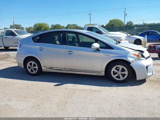46303785 :رقم المزاد ، JTDKN3DU3C5520063 vin ، 2012 Toyota Prius Three مزاد بيع