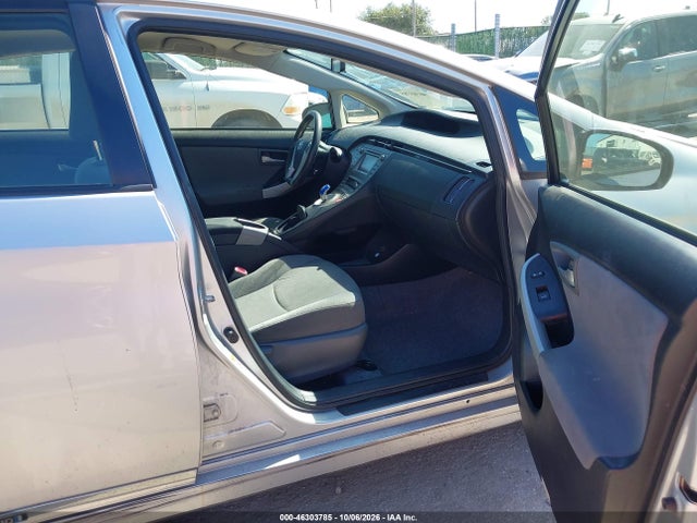 46303785 :رقم المزاد ، JTDKN3DU3C5520063 vin ، 2012 Toyota Prius Three مزاد بيع