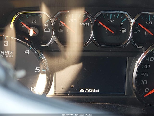 Aukcja sprzedaży 2015 Chevrolet Suburban 1500 Lt, vin: 1GNSCJKC3FR627705, numer aukcji: 46303808