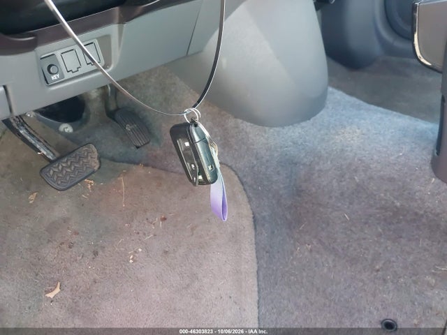 Продажа на аукционе авто 2005 Toyota Prius, vin: JTDKB20U057021687, номер лота: 46303823