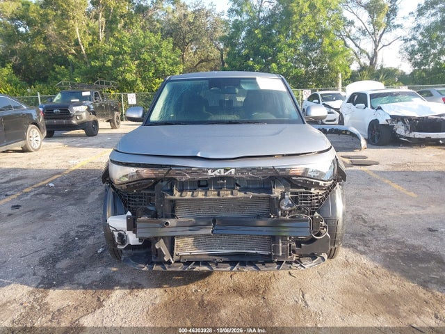 2025 Kia Soul Lx მანქანა იყიდება აუქციონზე, vin: KNDJ23AU8S7925282, აუქციონის ნომერი: 46303928