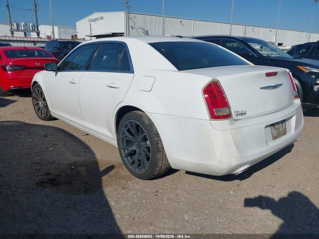 46304003 :رقم المزاد ، 2C3CCABG4EH181244 vin ، 2014 Chrysler 300 300s مزاد بيع