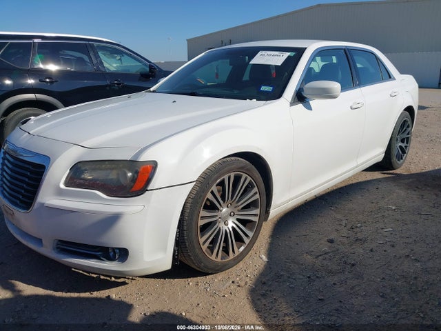 46304003 :رقم المزاد ، 2C3CCABG4EH181244 vin ، 2014 Chrysler 300 300s مزاد بيع