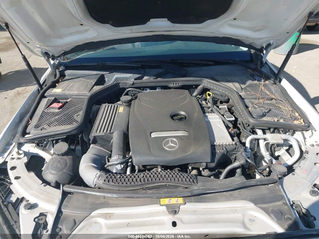 55SWF4JB1FU066260 Mercedes-Benz C 300