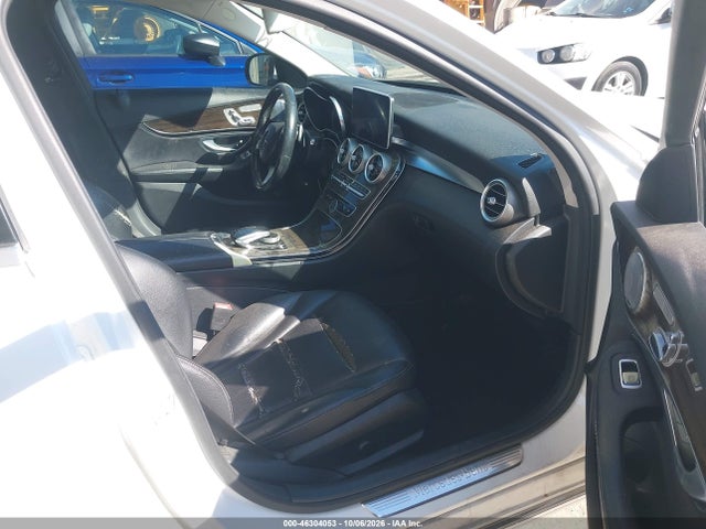 55SWF4JB1FU066260 Mercedes-Benz C 300