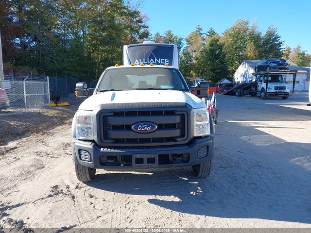 46304128 :رقم المزاد ، 1FT8W4DT1FEB46318 vin ، 2015 Ford F-450 Xl مزاد بيع