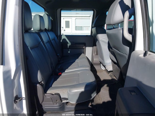 46304128 :رقم المزاد ، 1FT8W4DT1FEB46318 vin ، 2015 Ford F-450 Xl مزاد بيع