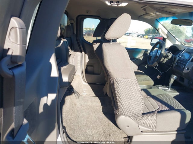 2015 Nissan Frontier Pro-4x/sv მანქანა იყიდება აუქციონზე, vin: 1N6AD0CW1FN716598, აუქციონის ნომერი: 46304271