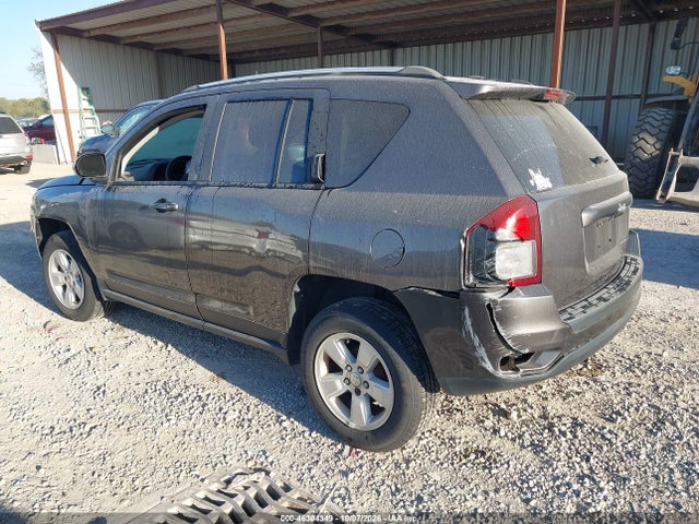 46304349 :رقم المزاد ، 1C4NJCEA9HD206959 vin ، 2017 Jeep Compass Latitude Fwd مزاد بيع