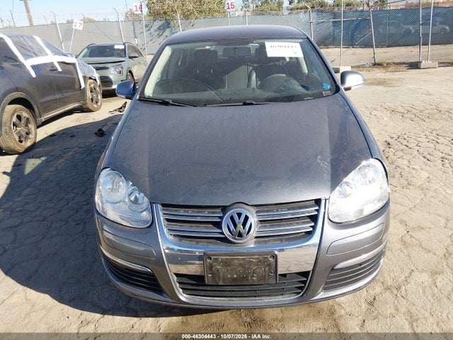 Продажа на аукционе авто 2010 Volkswagen Jetta Limited Edition, vin: 3VWAZ7AJ0AM145657, номер лота: 46304443