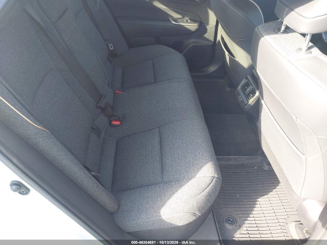 46304691 :رقم المزاد ، JTDAAAAF6P3014083 vin ، 2023 Toyota Crown Xle مزاد بيع