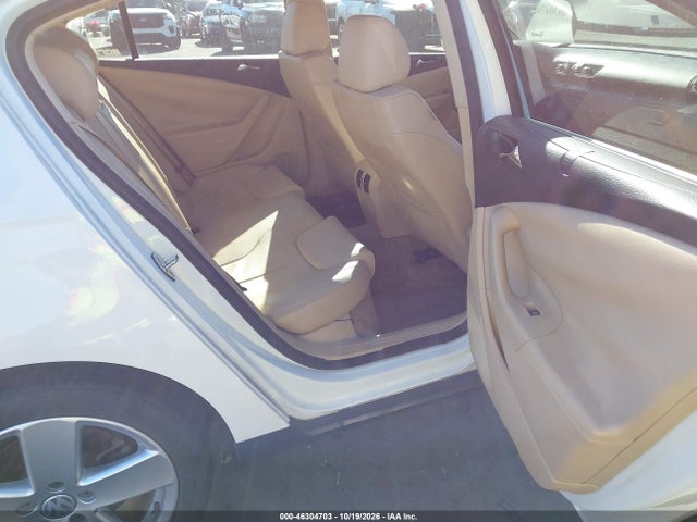 Продажа на аукционе авто 2008 Volkswagen Passat Komfort, vin: WVWAK73C08E079116, номер лота: 46304703