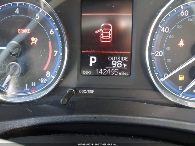 46304724 :رقم المزاد ، 2T1BURHE4JC086406 vin ، 2018 Toyota Corolla Le مزاد بيع