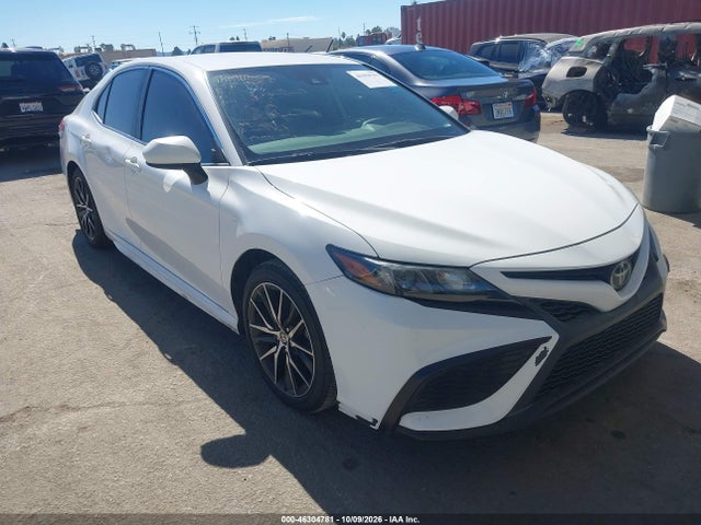 Продажа на аукционе авто 2021 Toyota Camry Se, vin: 4T1G11AK6MU513135, номер лота: 46304781