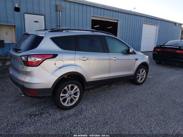 Продаж на аукціоні авто 2018 Ford Escape Se, vin: 1FMCU0GD6JUD60552, номер лоту: 46304854