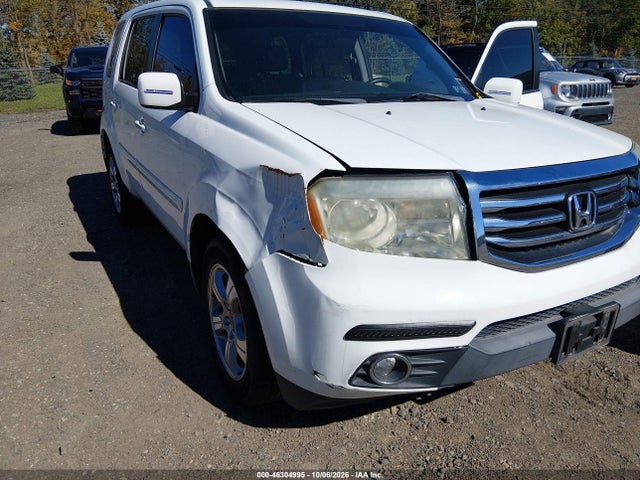 46304995 :رقم المزاد ، 5FNYF4H46FB055322 vin ، 2015 Honda Pilot Ex مزاد بيع