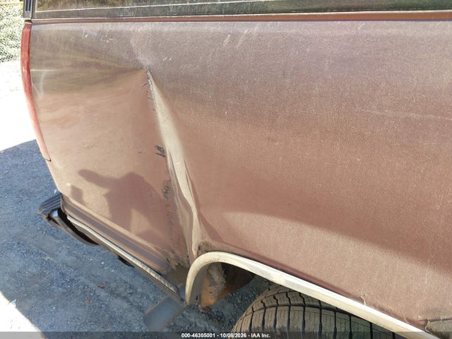 1996 Chevrolet Tahoe K1500 მანქანა იყიდება აუქციონზე, vin: 1GNEK13R3TJ420812, აუქციონის ნომერი: 46305001