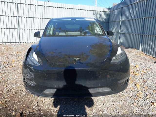 7SAYGAEE3NF365647 Tesla Model Y Long Range Dual Motor All-wheel Drive