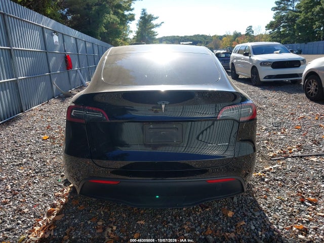 7SAYGAEE3NF365647 Tesla Model Y Long Range Dual Motor All-wheel Drive