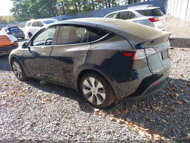 7SAYGAEE3NF365647 Tesla Model Y Long Range Dual Motor All-wheel Drive