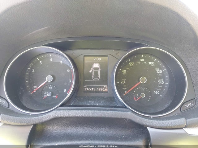 1VWDT7A35HC050782 Volkswagen Passat 1.8t R-line