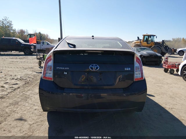 2013 Toyota Prius Two მანქანა იყიდება აუქციონზე, vin: JTDKN3DU7D5631281, აუქციონის ნომერი: 46305062