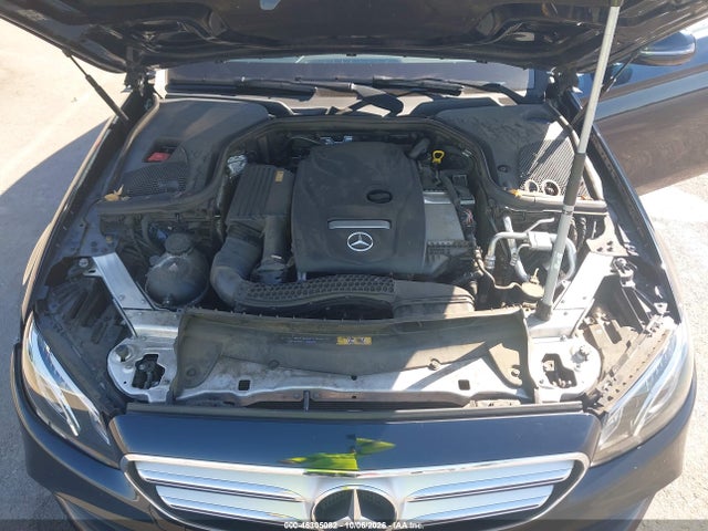 WDDZF4JB5HA080114 Mercedes-Benz E 300