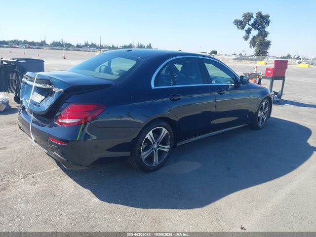 WDDZF4JB5HA080114 Mercedes-Benz E 300