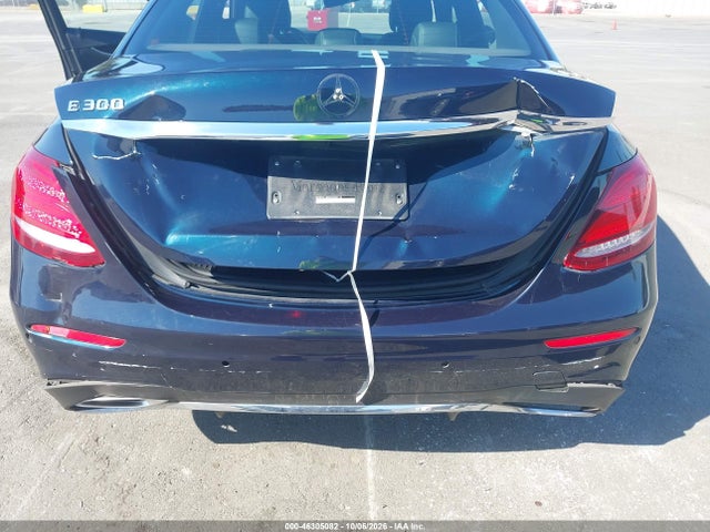 WDDZF4JB5HA080114 Mercedes-Benz E 300