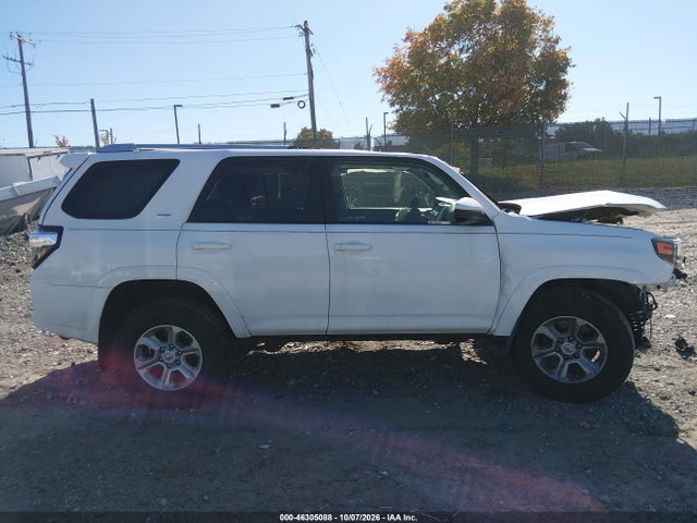 2018 Toyota 4runner Sr5 მანქანა იყიდება აუქციონზე, vin: JTEBU5JR0J5491032, აუქციონის ნომერი: 46305088