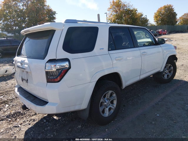 2018 Toyota 4runner Sr5 მანქანა იყიდება აუქციონზე, vin: JTEBU5JR0J5491032, აუქციონის ნომერი: 46305088