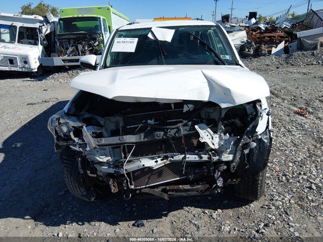 2018 Toyota 4runner Sr5 მანქანა იყიდება აუქციონზე, vin: JTEBU5JR0J5491032, აუქციონის ნომერი: 46305088