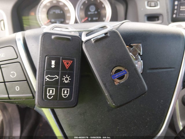 46305176 :رقم المزاد ، YV1612FS8D1216491 vin ، 2013 Volvo S60 T5 مزاد بيع