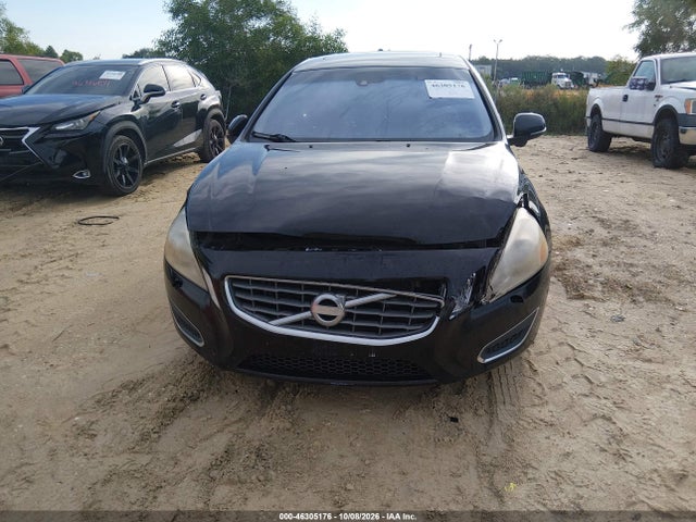 46305176 :رقم المزاد ، YV1612FS8D1216491 vin ، 2013 Volvo S60 T5 مزاد بيع
