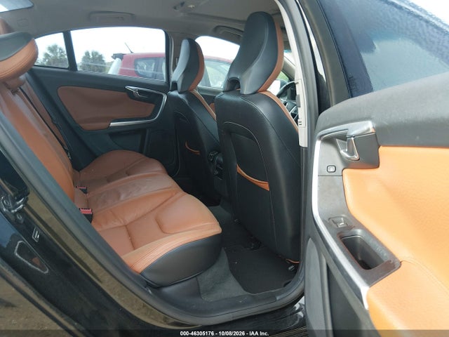 46305176 :رقم المزاد ، YV1612FS8D1216491 vin ، 2013 Volvo S60 T5 مزاد بيع