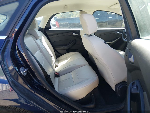 46305183 :رقم المزاد ، 1FADP3N27GL299610 vin ، 2016 Ford Focus Titanium مزاد بيع